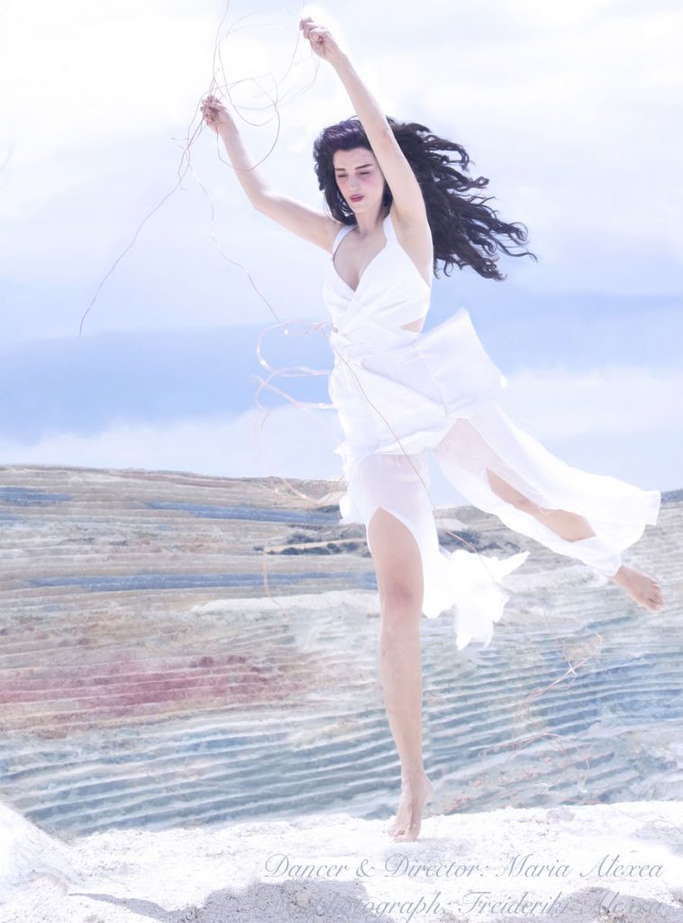 Self-staged photograph “Copper Dancer” by Maria Alexea, conceived for “Faust, a Return from the Future”.